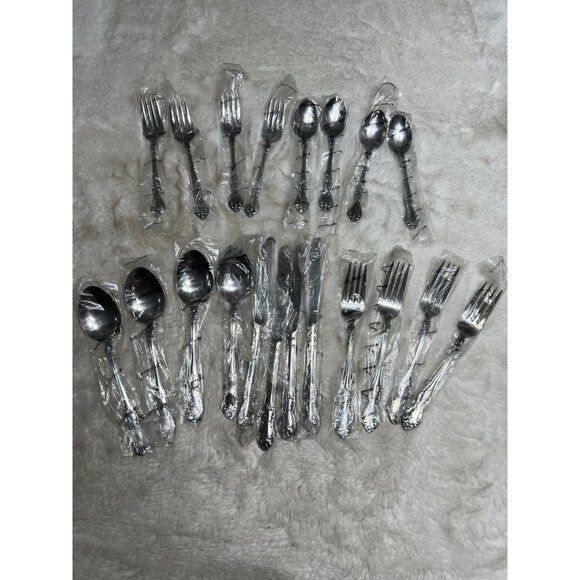 Embassy Classic Stainless Steel Flatware Set of 20 - Picture 2 of 5